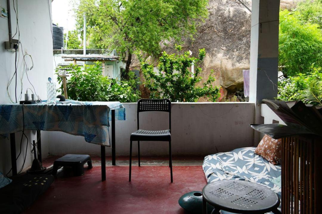 Hearthspace Hampi - Small Home, A Low-Impact Backpackers Hostel Екстер'єр фото