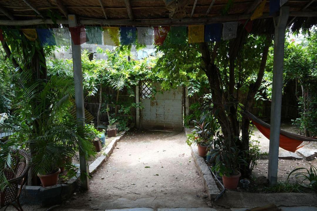 Hearthspace Hampi - Small Home, A Low-Impact Backpackers Hostel Екстер'єр фото